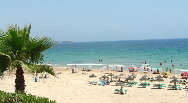 Apartament Riviera *